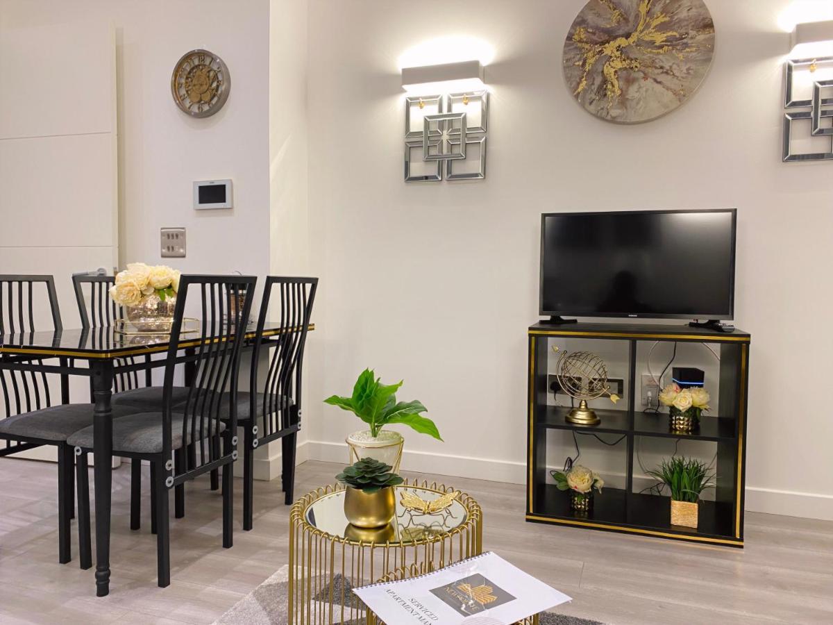 מילטון קינס Newpointe Stunning 1-Bedroom Serviced Apartment מראה חיצוני תמונה