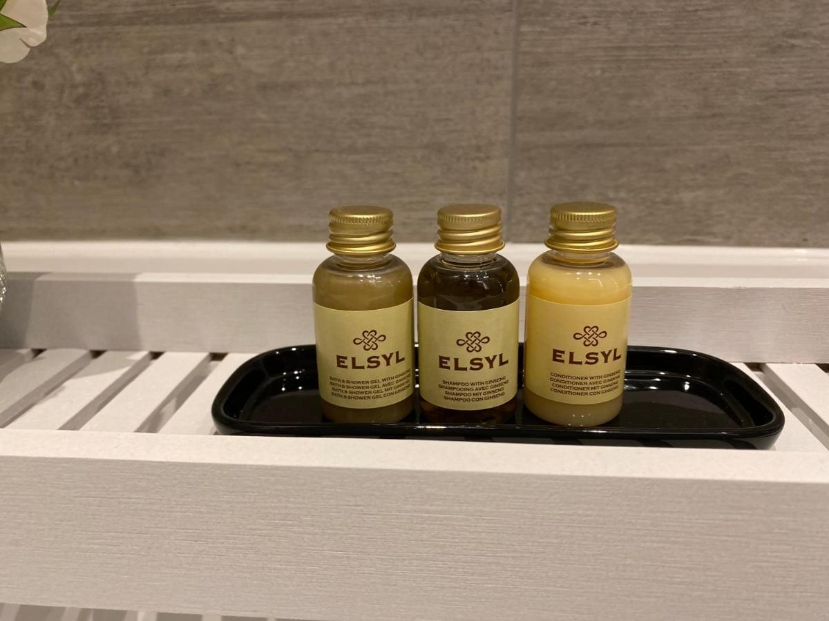 מילטון קינס Newpointe Stunning 1-Bedroom Serviced Apartment מראה חיצוני תמונה