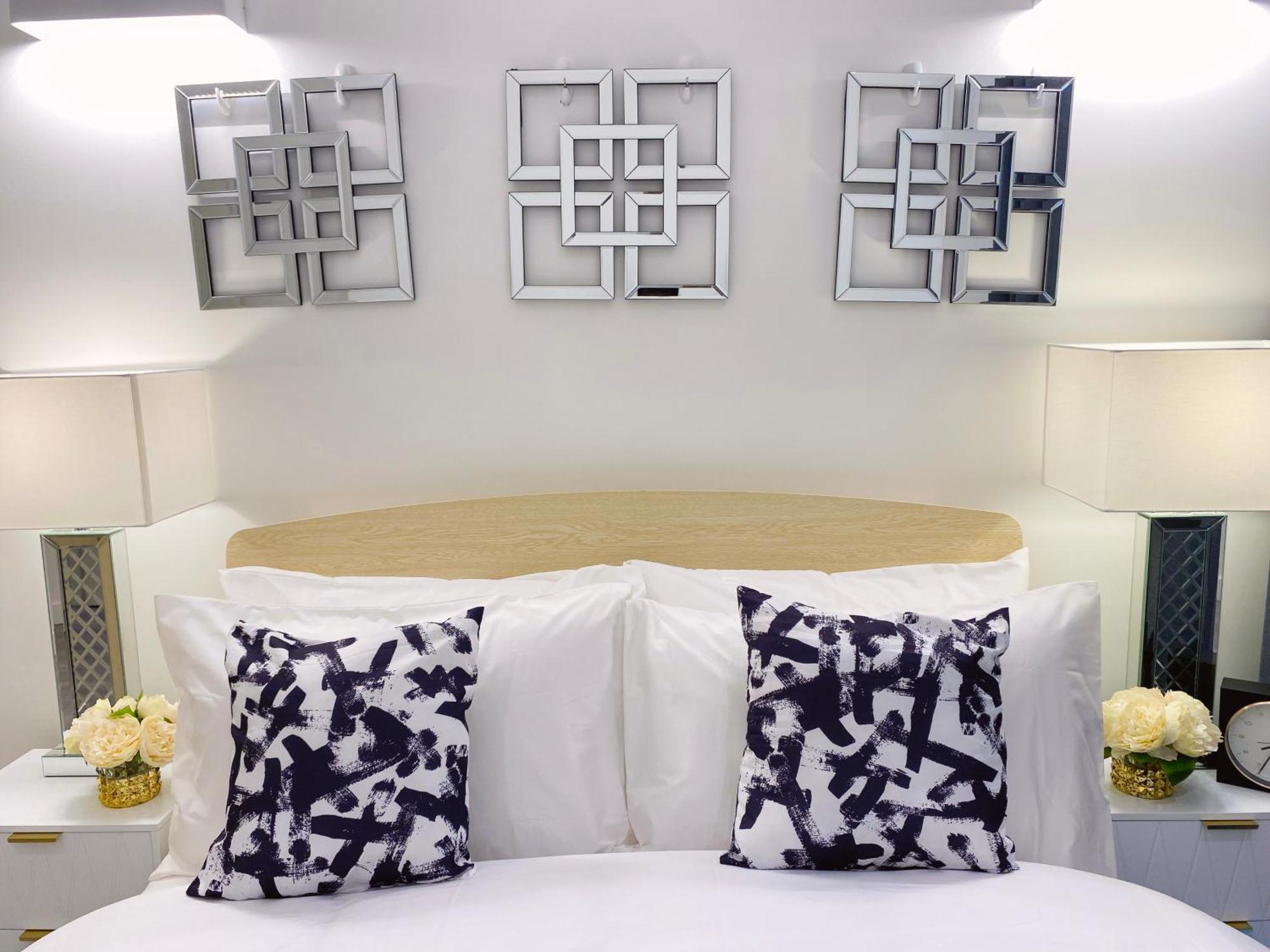 מילטון קינס Newpointe Stunning 1-Bedroom Serviced Apartment חדר תמונה