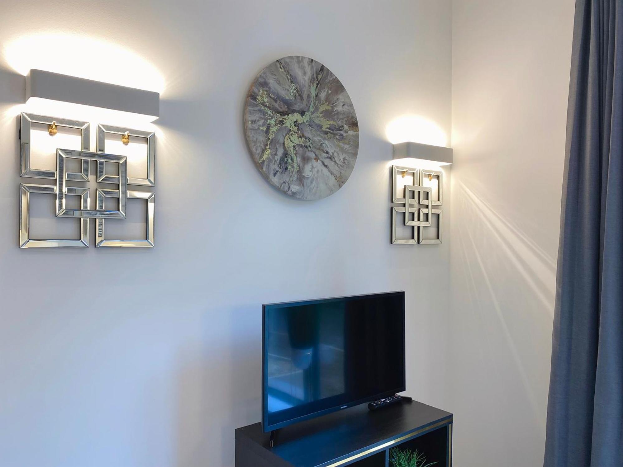 מילטון קינס Newpointe Stunning 1-Bedroom Serviced Apartment חדר תמונה